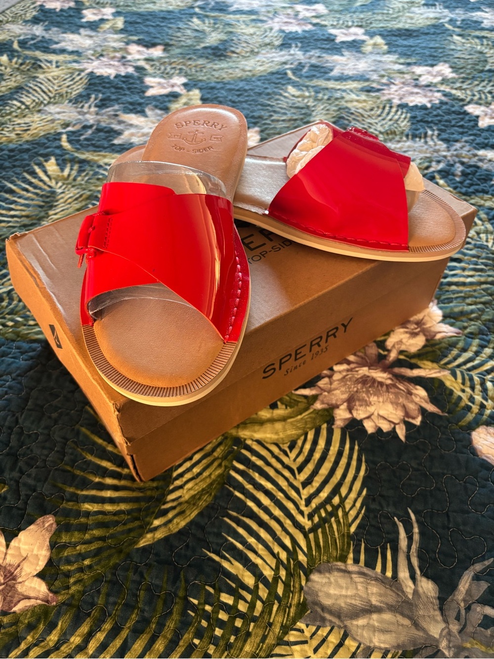 Sperry Seaport Women’s Bright Red Patent Slide Sandals